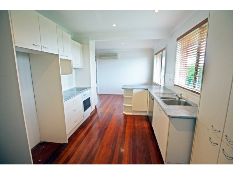 7 McLennan Street, Taree NSW 2430
