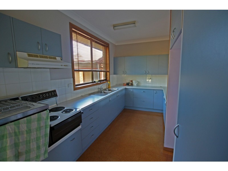 8 Eucalypt Close, Old Bar NSW 2430