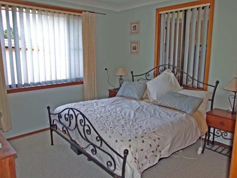 8 Eucalypt Close, Old Bar NSW 2430