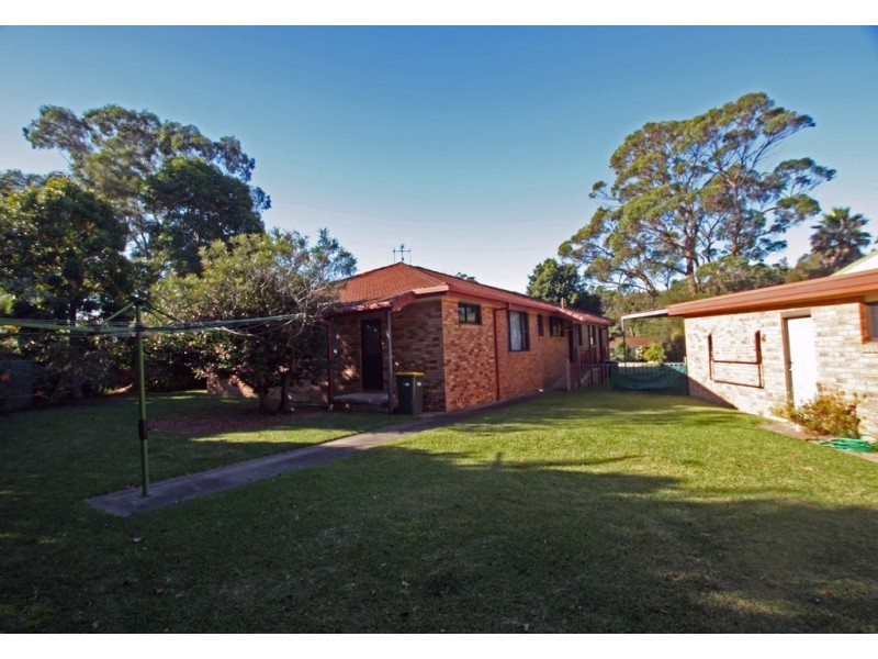 8 Eucalypt Close, Old Bar NSW 2430