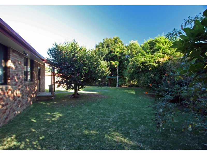 8 Eucalypt Close, Old Bar NSW 2430