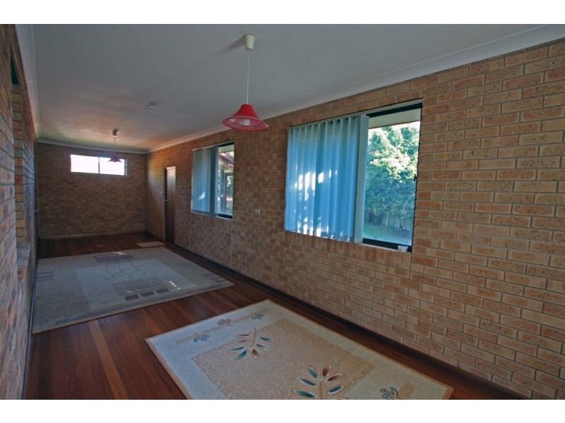8 Eucalypt Close, Old Bar NSW 2430
