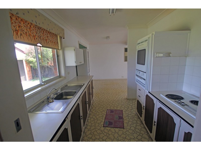 2 Donald Avenue, Taree NSW 2430