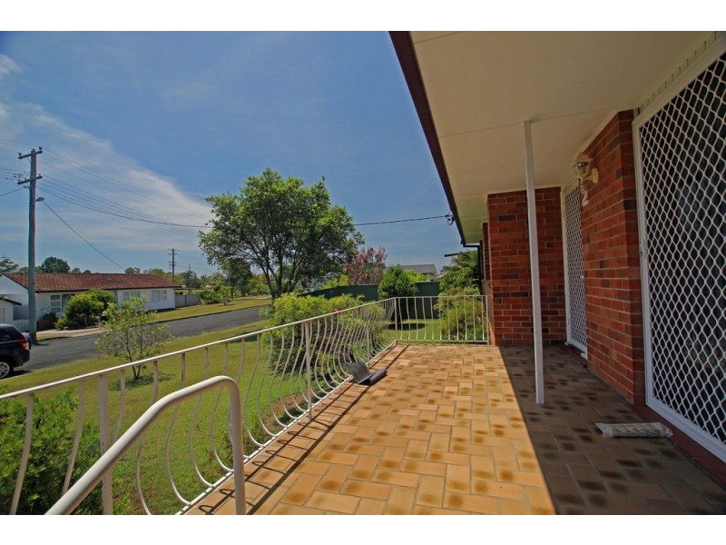 2 Donald Avenue, Taree NSW 2430