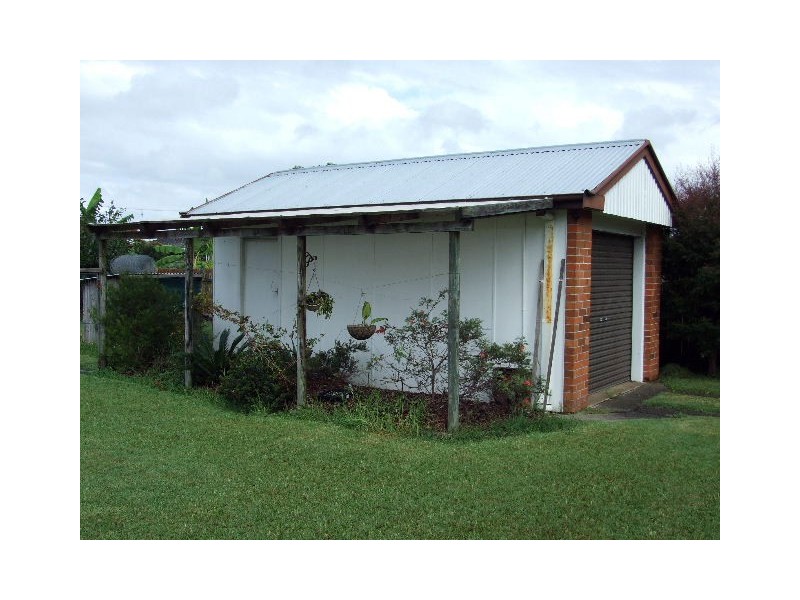 2 Donald Avenue, Taree NSW 2430