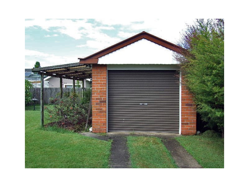 2 Donald Avenue, Taree NSW 2430