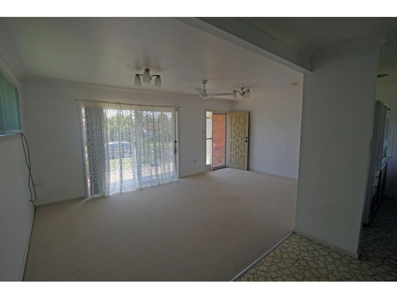 2 Donald Avenue, Taree NSW 2430