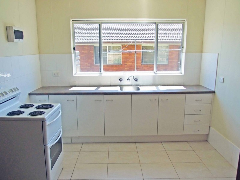 2/33 Chatham Avenue, Taree NSW 2430