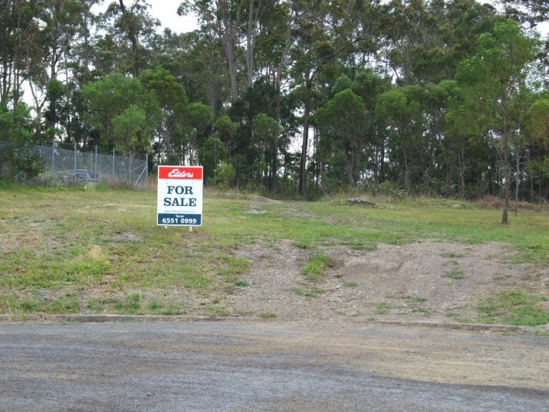 22 Flametree Close, Taree NSW 2430