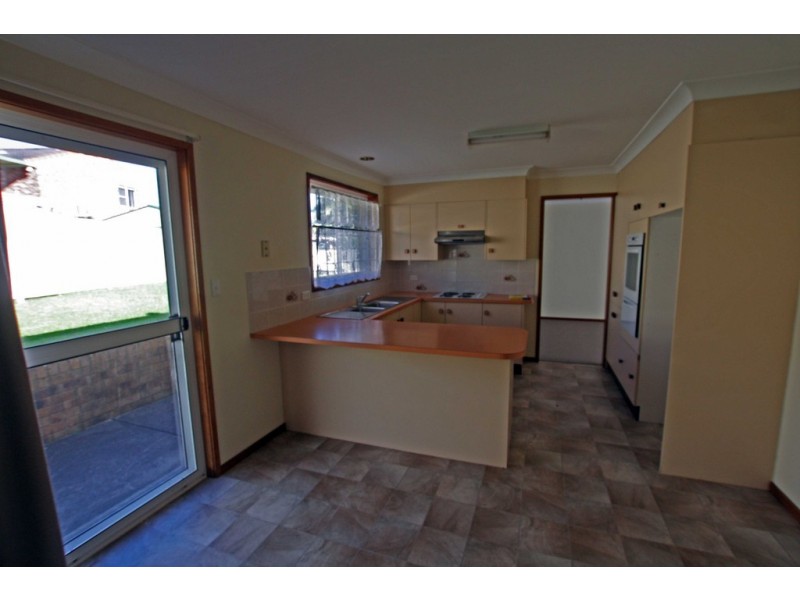 4 Tern Close, Old Bar NSW 2430