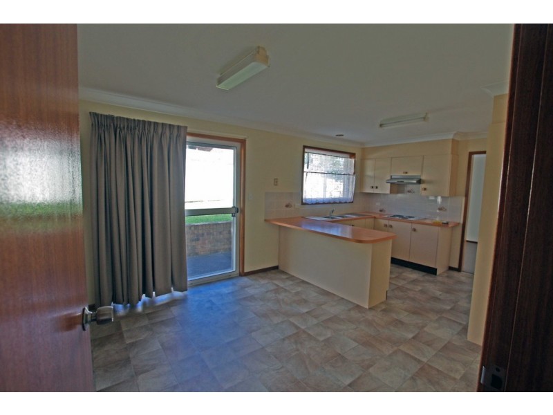 4 Tern Close, Old Bar NSW 2430