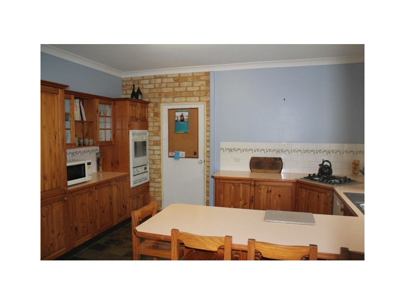 16 Helmich Close, Wingham NSW 2429