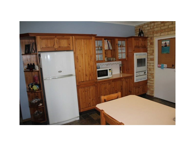 16 Helmich Close, Wingham NSW 2429