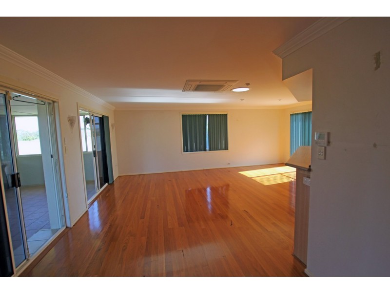 2/9 Nagle Close, Taree NSW 2430