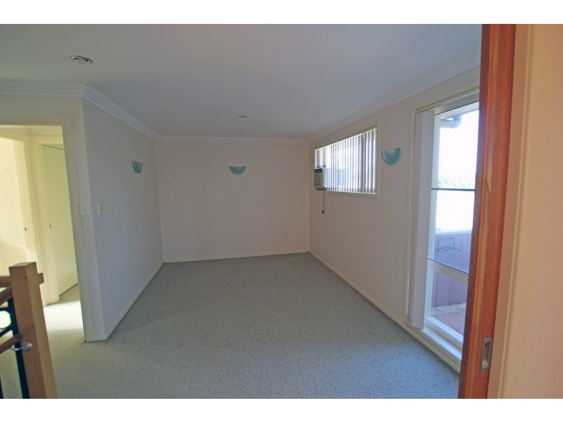 2/9 Nagle Close, Taree NSW 2430