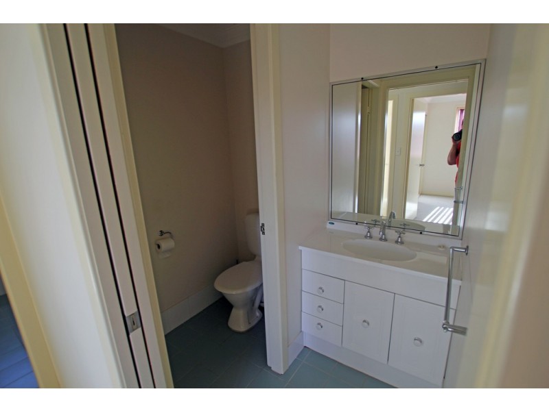 2/9 Nagle Close, Taree NSW 2430