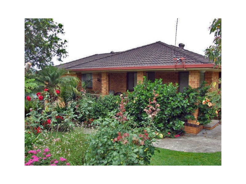 2 Allambie Close, Taree NSW 2430