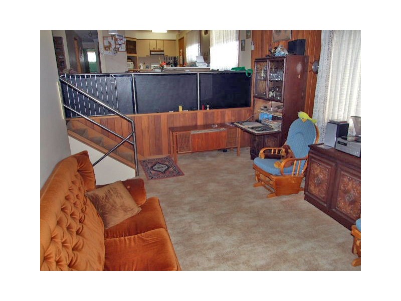 2 Allambie Close, Taree NSW 2430