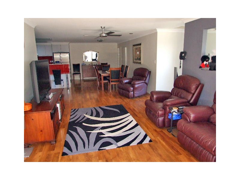 2/1 John Hall Drive, Taree NSW 2430