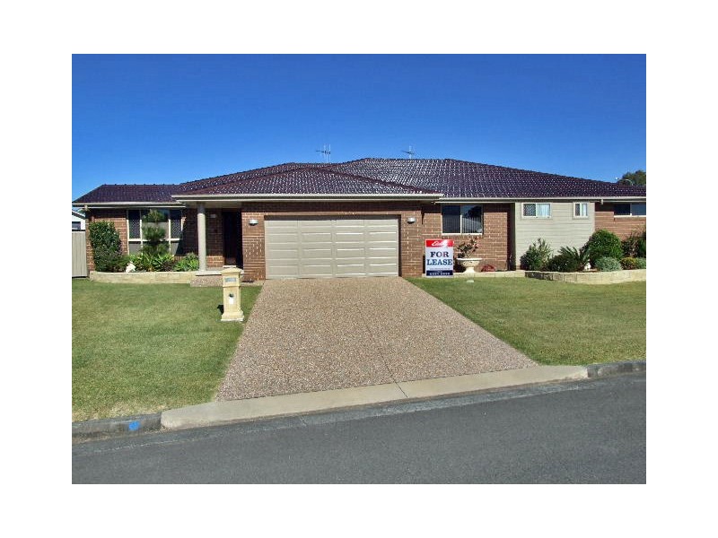 2/1 John Hall Drive, Taree NSW 2430