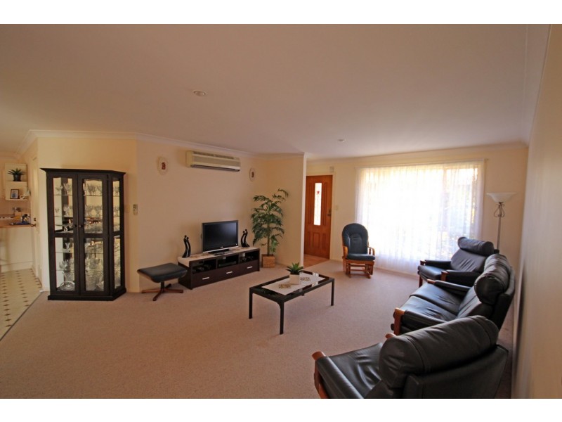 50 Lawson Crescent, Taree NSW 2430