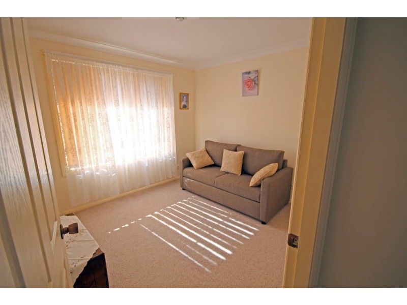 50 Lawson Crescent, Taree NSW 2430