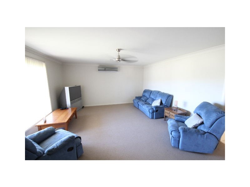 9 Bluehaven Drive, Old Bar NSW 2430