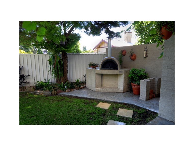 1 Lobban Road, Wingham NSW 2429