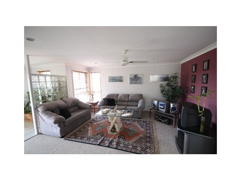 19 Kurrajong Crescent, Taree NSW 2430