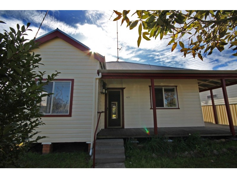 43 Commerce Street, Taree NSW 2430