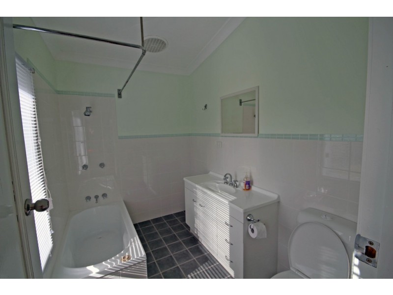 43 Commerce Street, Taree NSW 2430