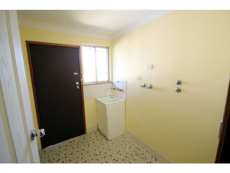 28 Hillcrest Avenue, Wingham NSW 2429