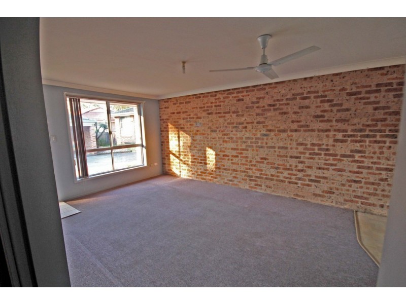 2/18 Coolabah Drive, Taree NSW 2430