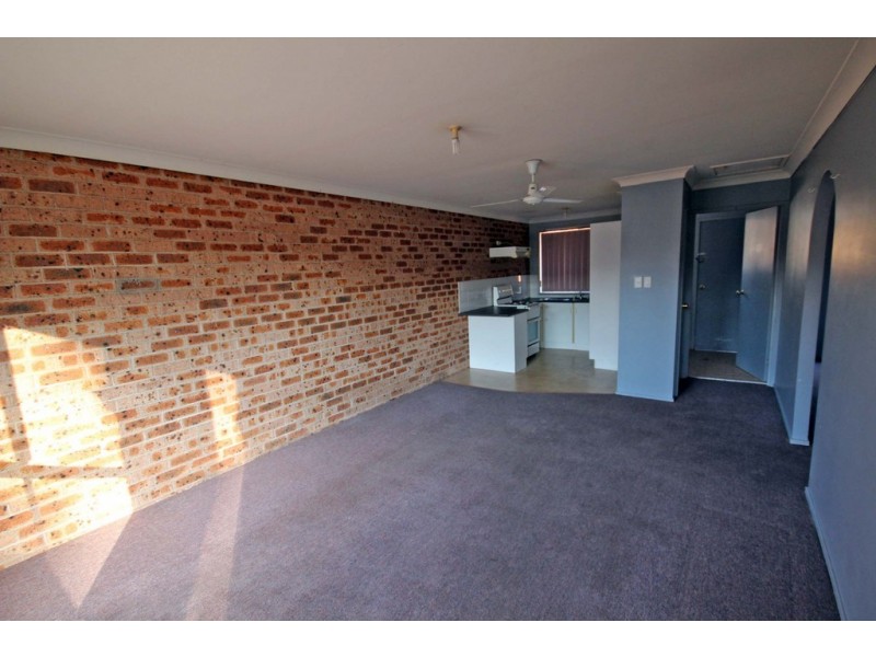 2/18 Coolabah Drive, Taree NSW 2430