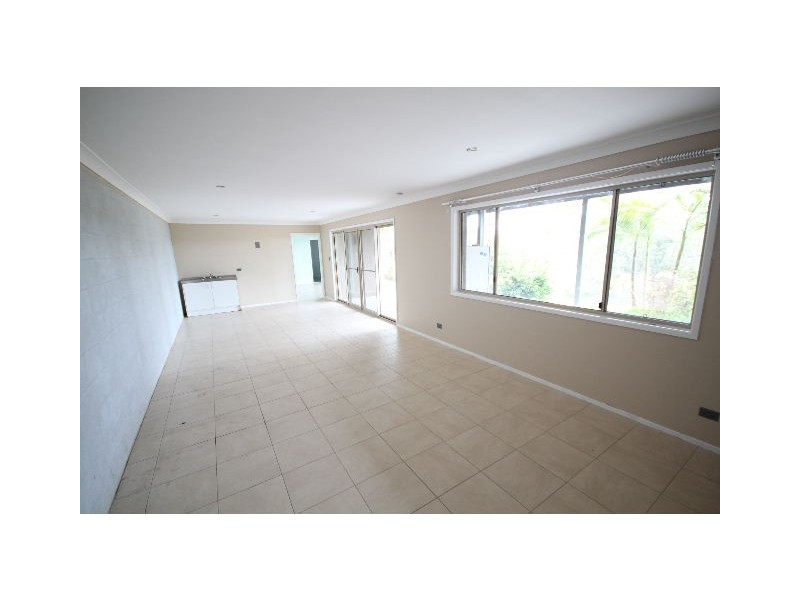 16 The Cedars Drive, Wingham NSW 2429