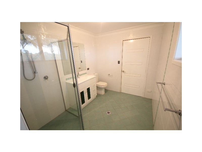 16 The Cedars Drive, Wingham NSW 2429