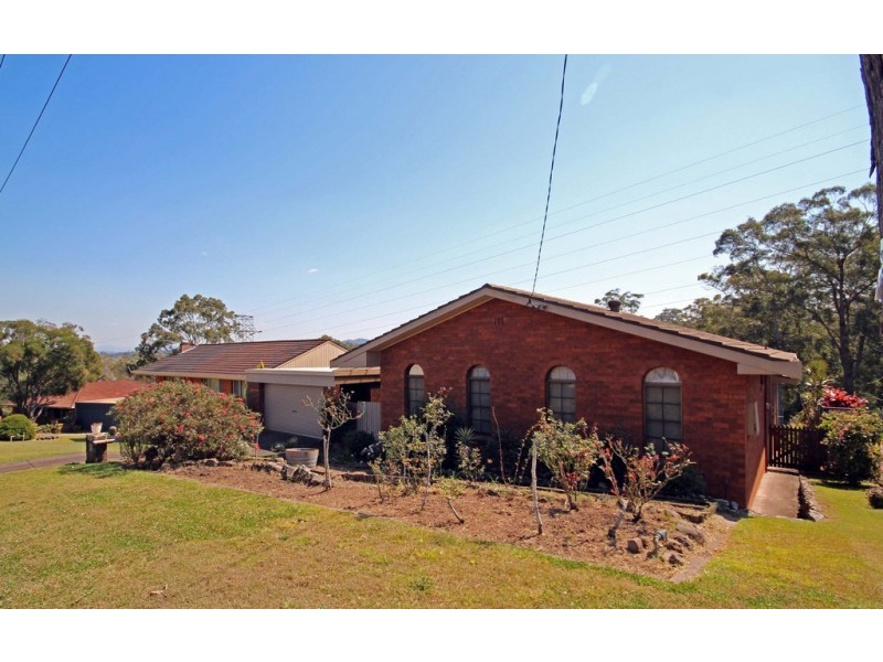 17 Dugdale Avenue, Taree NSW 2430