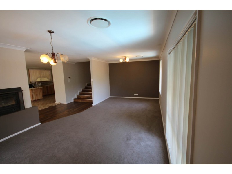 17 Dugdale Avenue, Taree NSW 2430