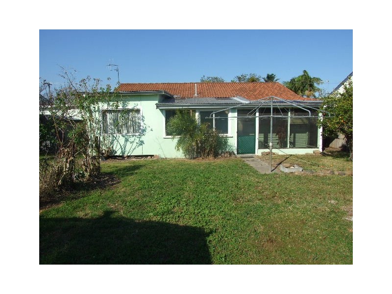 13 Arthur Avenue, Taree West NSW 2430