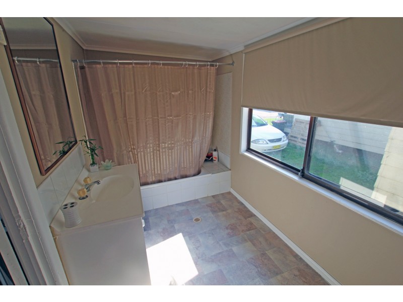 4 Wharf Street, Coopernook NSW 2426