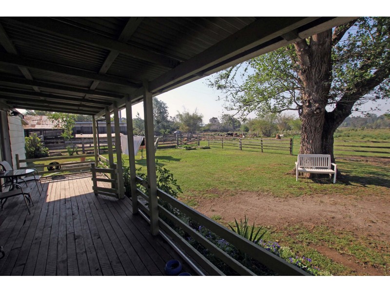 4 Wharf Street, Coopernook NSW 2426