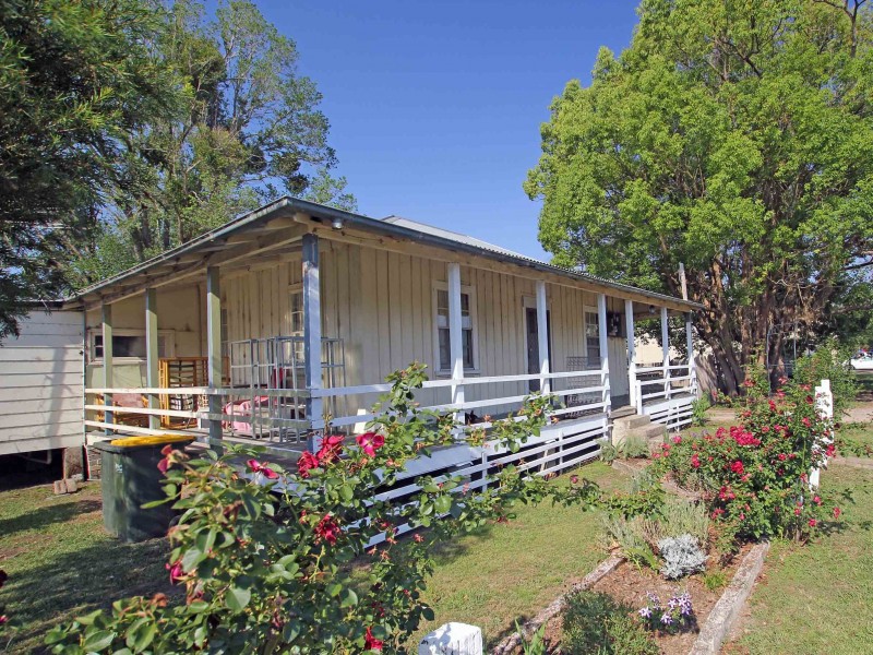 4 Wharf Street, Coopernook NSW 2426