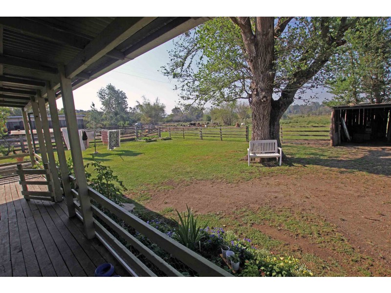 4 Wharf Street, Coopernook NSW 2426