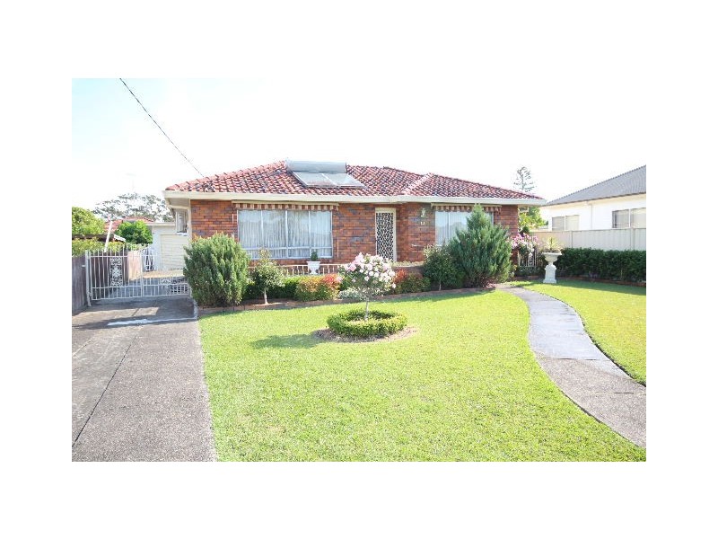 10 Lyndhurst Street, Taree NSW 2430