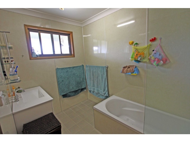 64 Peverill Street, Tinonee NSW 2430