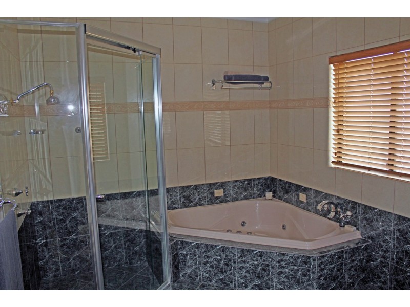 94 Skyline Drive, Wingham NSW 2429