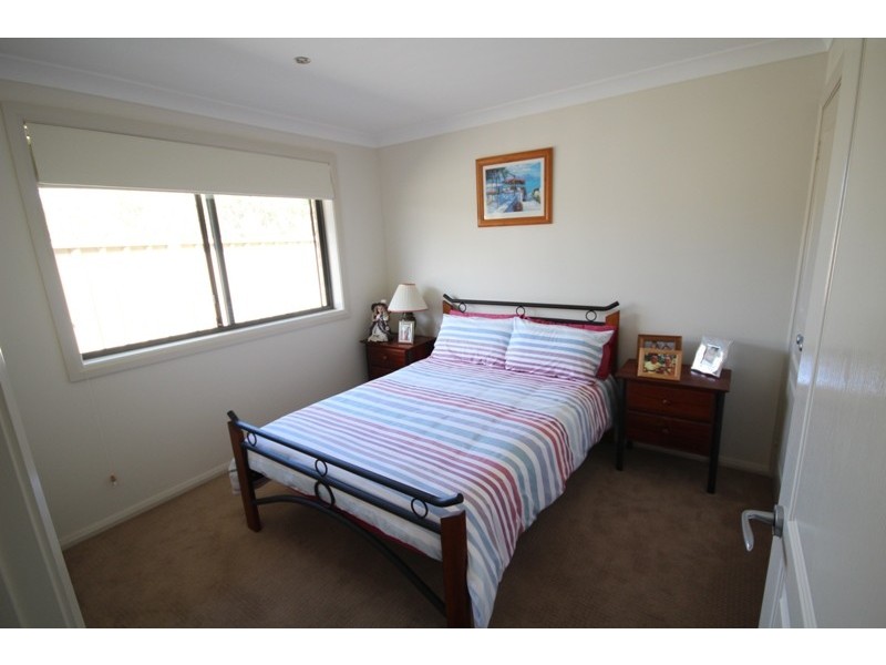 37 Albatross Way, Old Bar NSW 2430