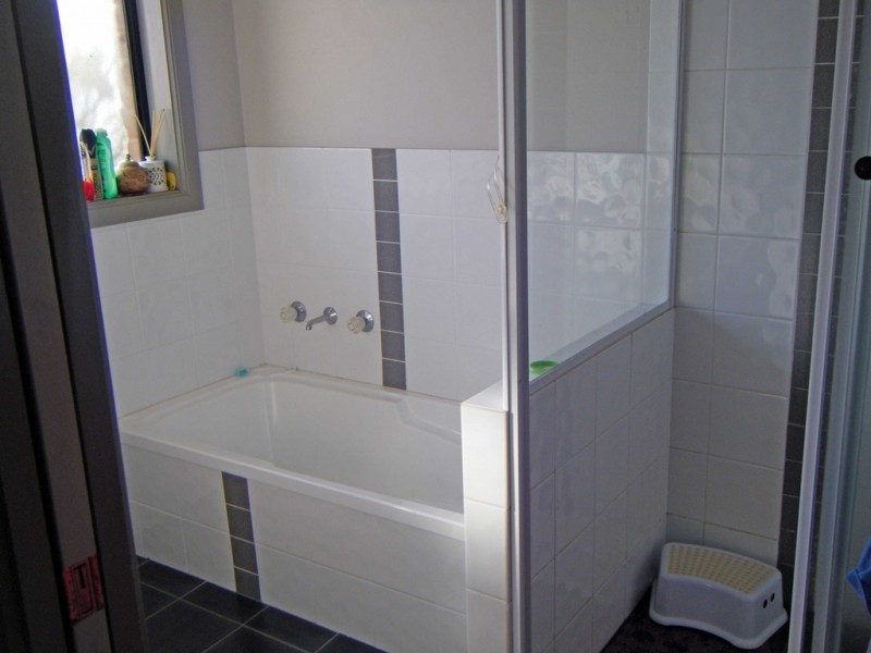 6A Latham Avenue, Taree NSW 2430