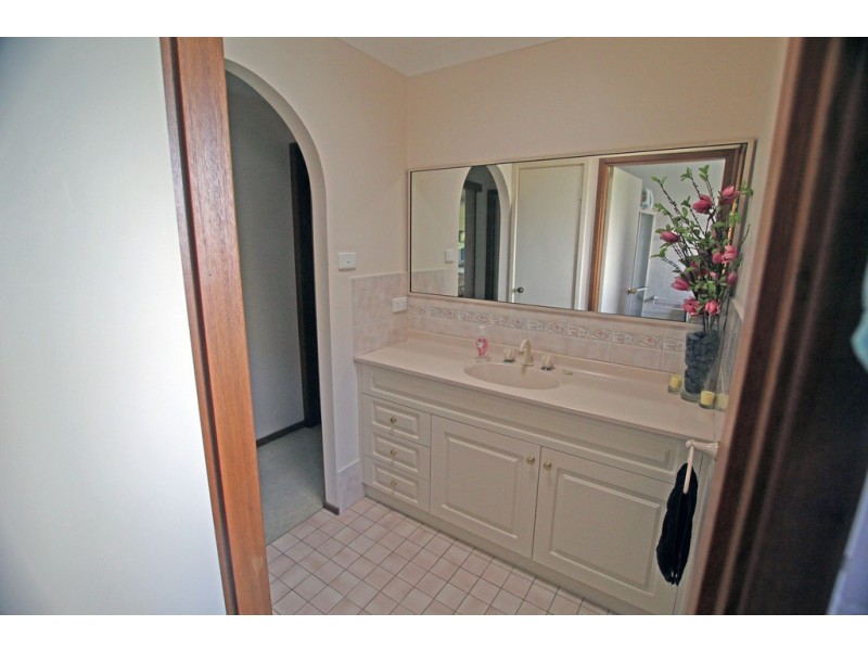 35 Killawarra Drive, Taree NSW 2430