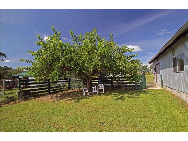 42 Ashlea Road, Wingham NSW 2429